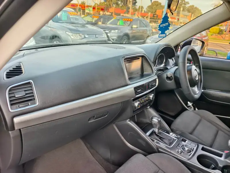 2016 MAZDA CX-5 MAXX SPORT, auto, low kilometers, $ 16999 Well maintained.