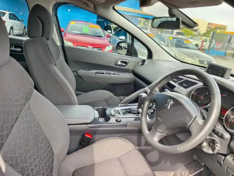 2015 PEUGEOT 3008 ACTIVE 2.0 HDi, only 65699km, drives like new! $ 12999 On special