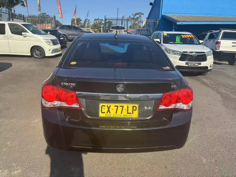 2010 HOLDEN CRUZE CD, auto, low kilometers, $ 3999