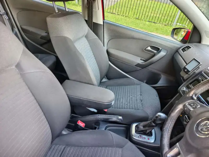 2014 VOLKSWAGEN POLO 77 TSI COMFORTLINE, auto, low kilometers, $ 5999 On speical