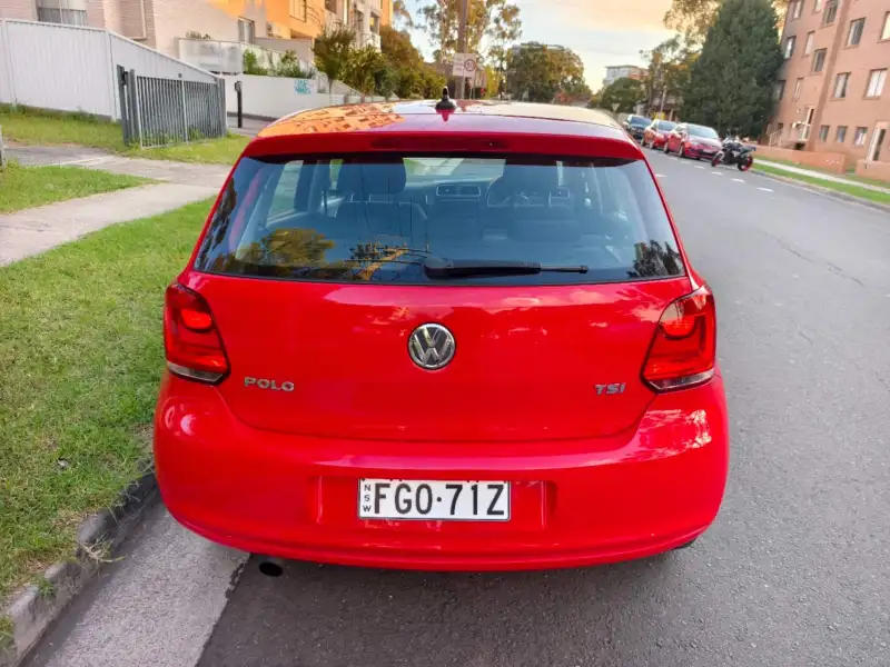 2014 VOLKSWAGEN POLO 77 TSI COMFORTLINE, auto, low kilometers, $ 5999 On speical
