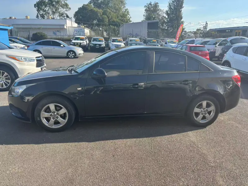 2010 HOLDEN CRUZE CD, auto, low kilometers, $ 3999