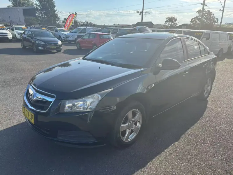 2010 HOLDEN CRUZE CD, auto, low kilometers, $ 3999