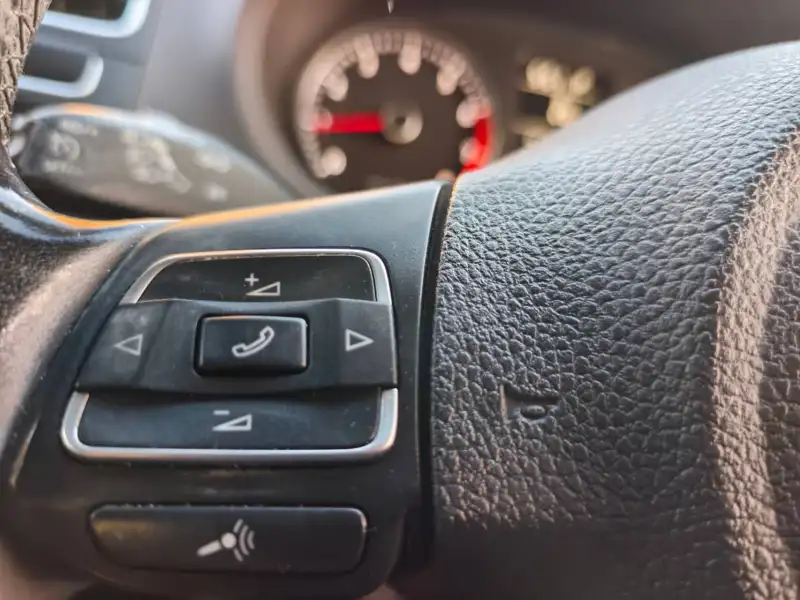 2014 VOLKSWAGEN POLO 77 TSI COMFORTLINE, auto, low kilometers, $ 5999 On speical
