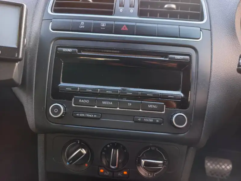 2014 VOLKSWAGEN POLO 77 TSI COMFORTLINE, auto, low kilometers, $ 5999 On speical