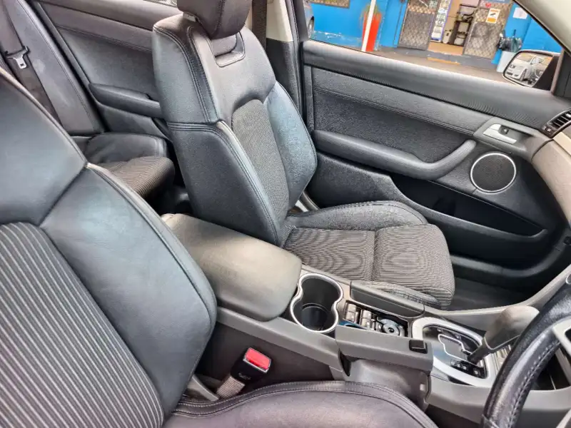 2012 HOLDEN COMMODORE SV6- Z-SERIES, auto, well maintained, $ 14999