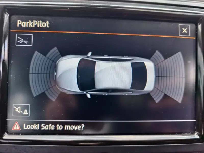 2014 VOLKSWAGEN PASSAT 130 TDI HIGHLINE, Top of the range, well maintained, $ 9999 On special.