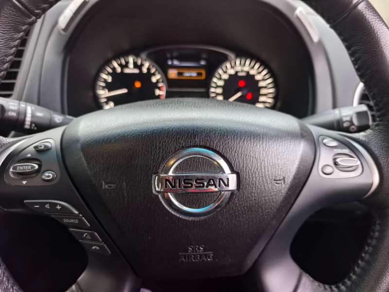2016 NISSAN PATHFINDER ST , 7seats, only 91404km, well maintained, $ 17999