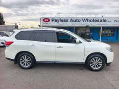 2016 NISSAN PATHFINDER ST , 7seats, only 91404km, well maintained, $ 17999