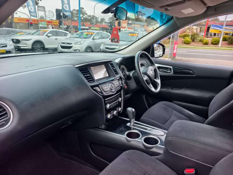 2016 NISSAN PATHFINDER ST , 7seats, only 91404km, well maintained, $ 17999