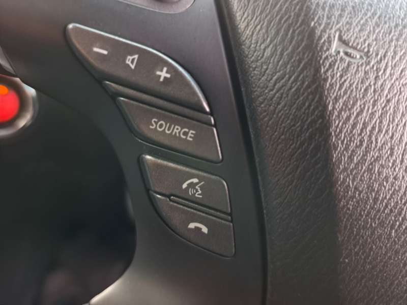 2016 NISSAN PATHFINDER ST , 7seats, only 91404km, well maintained, $ 14999