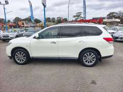 2016 NISSAN PATHFINDER ST , 7seats, only 91404km, well maintained, $ 17999