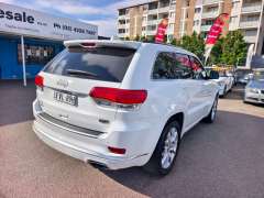 2015 JEEP GRAND CHEROKEE SUMMIT (4x4), Well maintained, $ 23999 Great value.