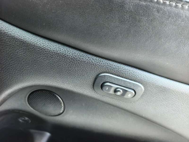 2015 JEEP GRAND CHEROKEE SUMMIT (4x4), Well maintained, $ 16999 Great value.