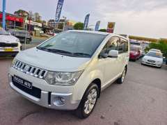 2010 MITSUBISHI DELICA, 4x4, 8 seats, low kilometers, $ 18999 Well maintained.