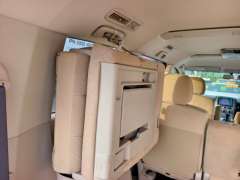 2010 MITSUBISHI DELICA, 4x4, 8 seats, low kilometers, $ 18999 Well maintained.