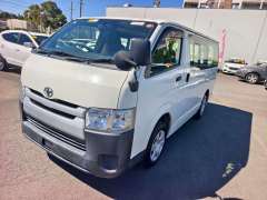 2017 TOYOTA Hiace, auto, 61035km only, $ 28999 Ready for work.