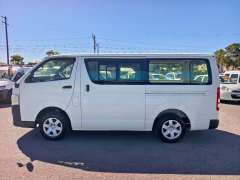 2017 TOYOTA Hiace, auto, 61035km only, $ 28999 Ready for work.