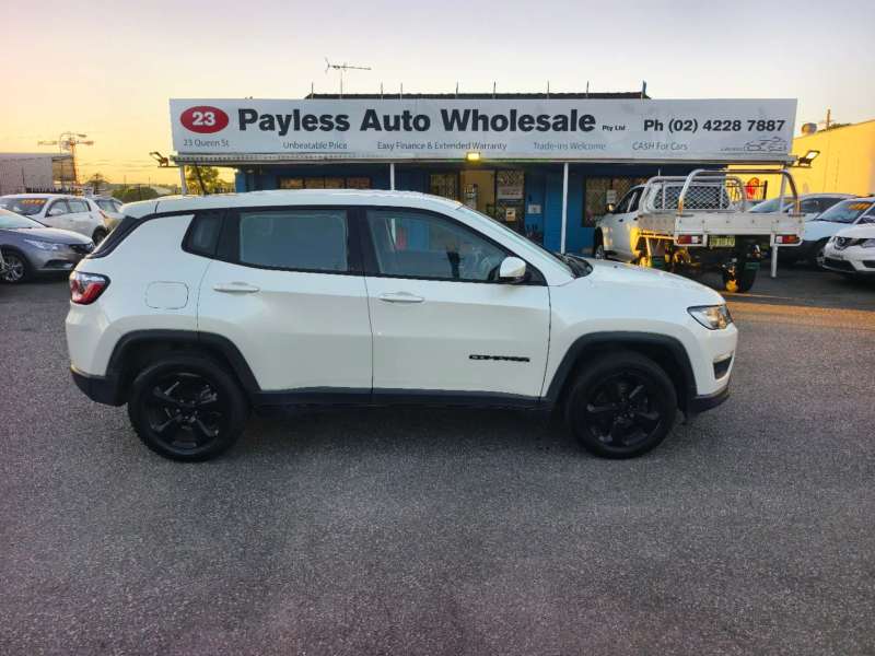 2018 JEEP COMPASS SPORT , auto, 98691km, well maintained, $ 15999