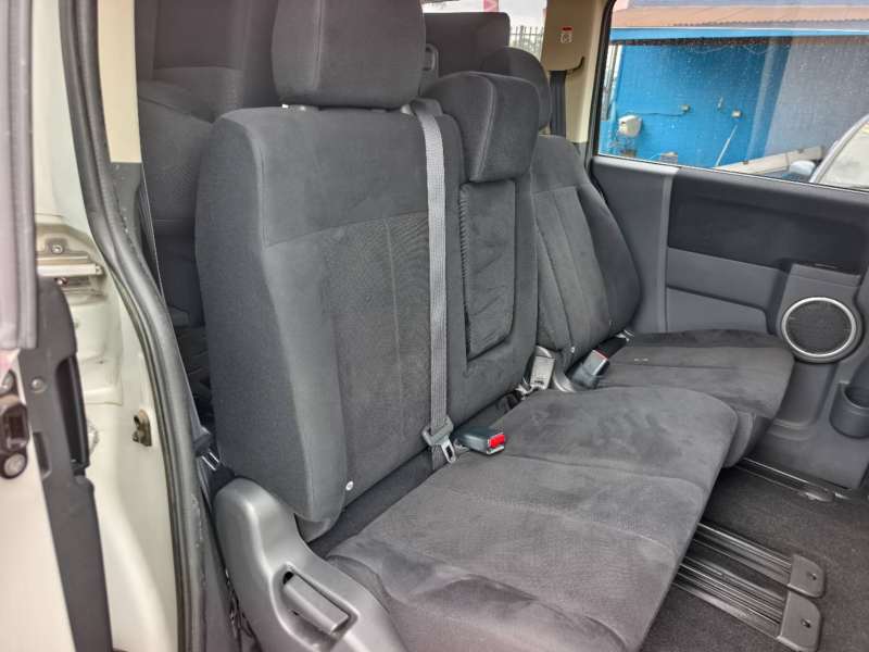 2016 MITSUBISHI DELICA, 4x4, 8 seats, low kilometers, $ 27999 Well maintained.
