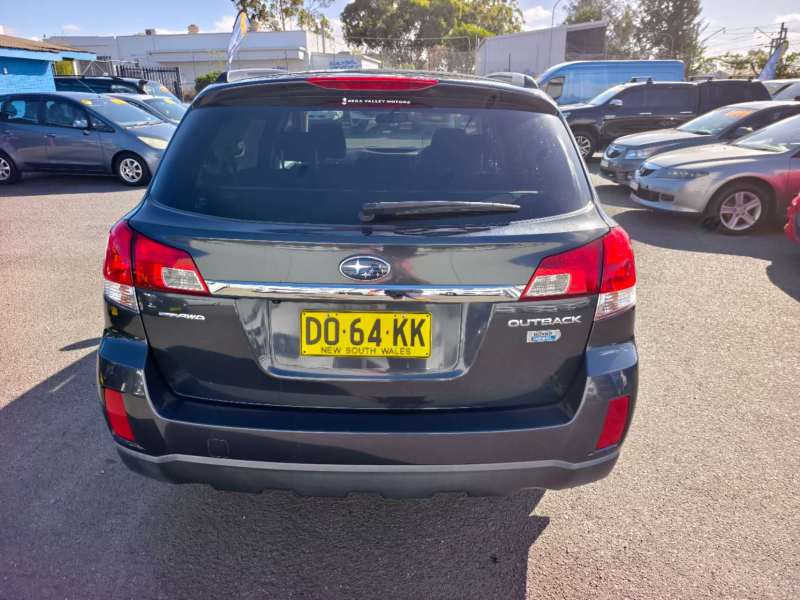 2013 SUBARU OUTBACK 2.0D AWD, low kilometers, $ 12999 On special.