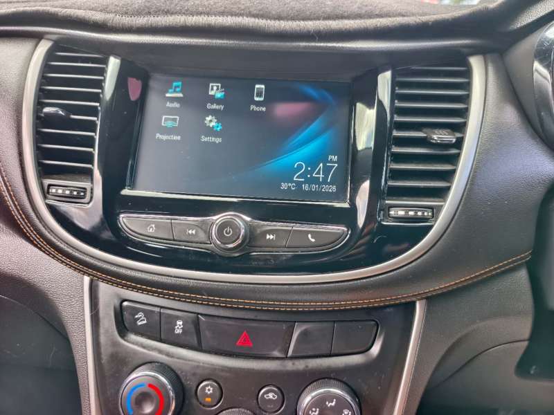 2018 HOLDEN TRAX LS, auto, well maintained, low kilometers, $ 11999