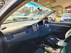 2013 MITSUBISHI OUTLANDER ES (4x4), auto, low kilometers, $ 10999 Well maintained.