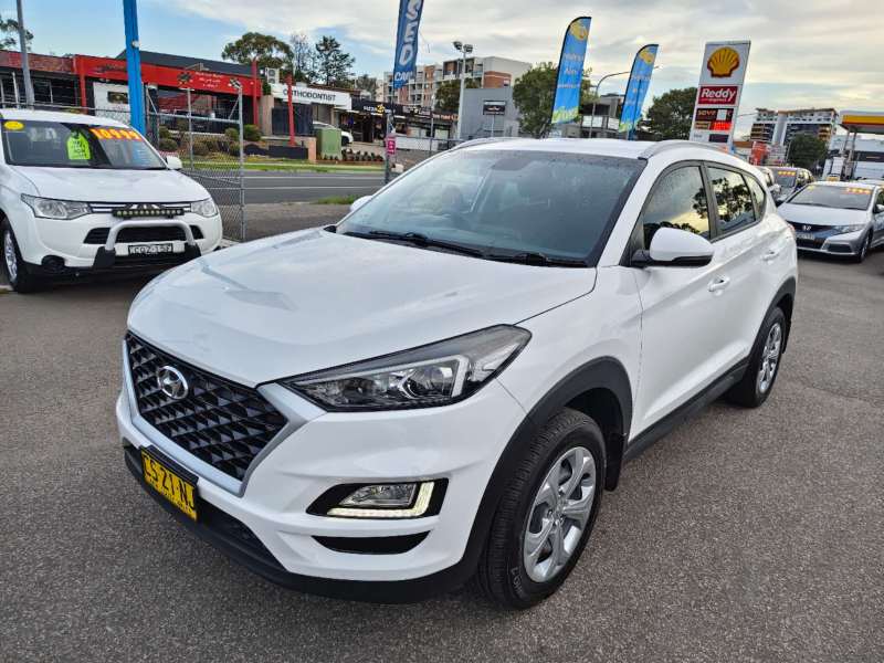2019 HYUNDAI TUCSON GO CRDi (AWD), well maintained, $ 15999 Great car.