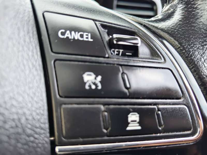 2017 MITSUBISHI OUTLANDER EXCEED (4x4), 7seats, Turbo Diesel, well maintained, $ 12999 On special.