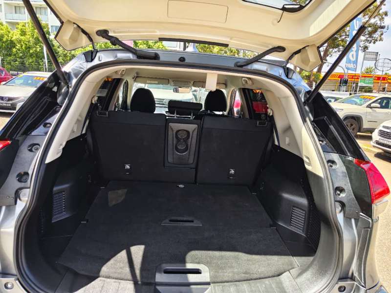 2021 NISSAN X-TRAIL ST (2WD), auto, well maintained, $ 19999 On special