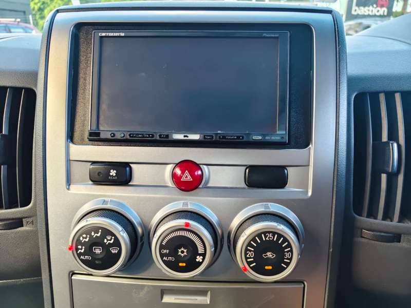 2010 MITSUBISHI DELICA, 4x4, 7 seats, low kilometers, $ 16999 Well maintained.