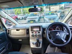 2010 MITSUBISHI DELICA, 4x4, 7 seats, low kilometers, $ 16999 Well maintained.