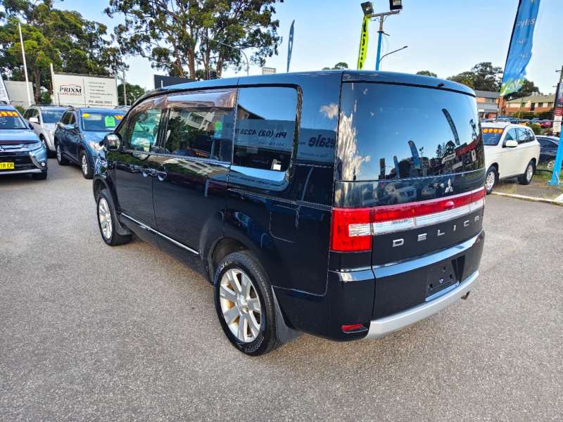 2010 MITSUBISHI DELICA, 4x4, 7 seats, low kilometers, $ 18999 Well maintained.
