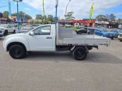 2016 ISUZU D-MAX SX HI-RIDE , auto, low kilometers, $ 21999 Ready for work.