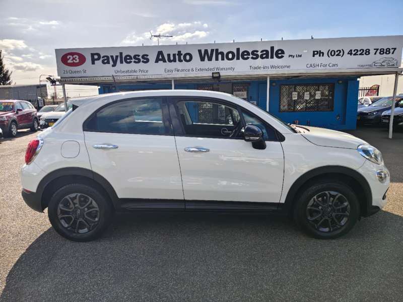 2016 FIAT 500X POP, auto, well maintained, $ 13999 Great 1st car.