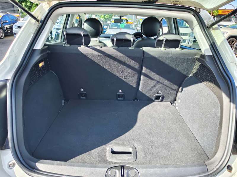 2016 FIAT 500X POP, auto, well maintained, $ 13999 Great 1st car.