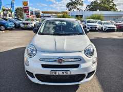 2016 FIAT 500X POP, auto, well maintained, $ 13999 Great 1st car.