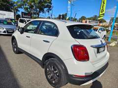 2016 FIAT 500X POP, auto, well maintained, $ 13999 Great 1st car.