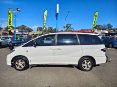 2001 TOYOTA TARAGO GLX, 8seats, drives great , $ 3999 Great people mover.