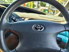 2001 TOYOTA TARAGO GLX, 8seats, drives great , $ 3999 Great people mover.