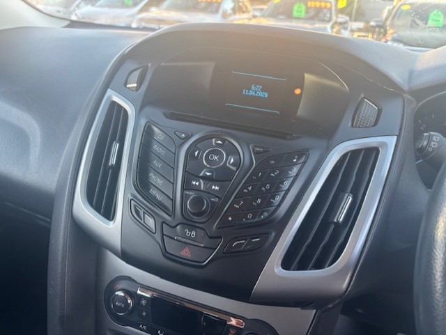 2015 focus trend, auto, low kilometers, well maintained, $7999