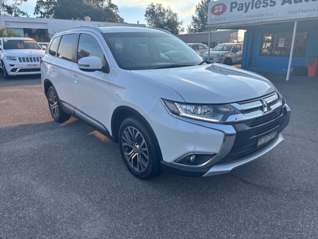 2015 MITSUBISHI OUTLANDER LS (4x4) Auto, Well maintained, On Sale for $10999