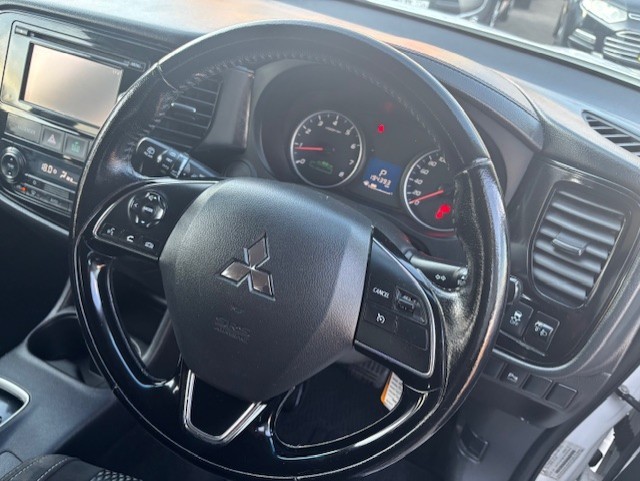 2015 MITSUBISHI OUTLANDER LS (4x4) Auto, Well maintained, On Sale for $10999