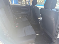 2014 MITSUBISHI OUTLANDER LS Automatic, 144895kms Well maintained for only $11999