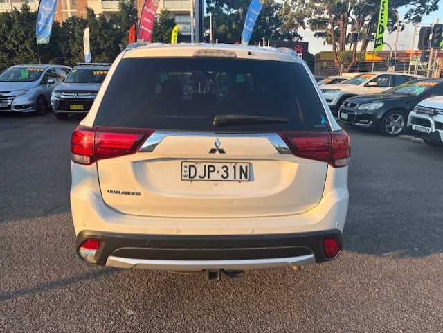 2015 MITSUBISHI OUTLANDER LS (4x4) Auto, Well maintained, On Sale for $10999