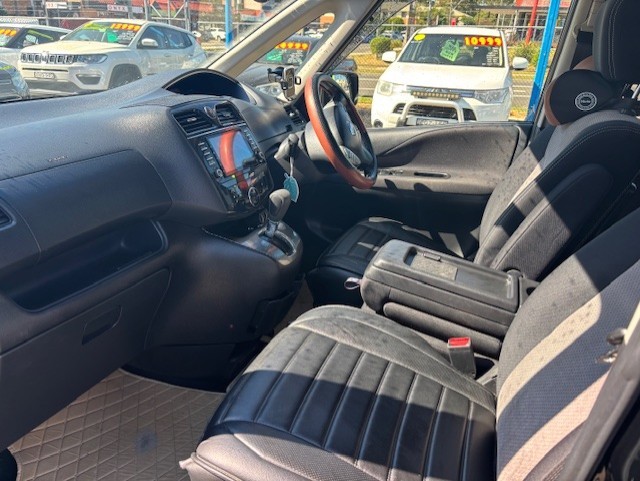 2013 NISSAN SERENA S-Hybrid Rider, Auto, 7 Seater, Well maintained, On Sale For $12999