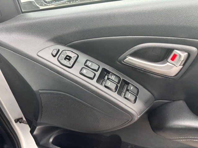 2013 HYUNDAI iX35 SE Auto, Well maintained, Rego until 02/05/2027, ON SALE FOR $9500
