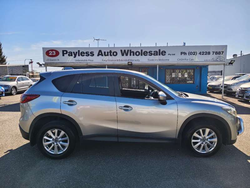 2013 MAZDA CX-5 MAXX SPORT (4x4), well maintained, $9999 Great city suv.