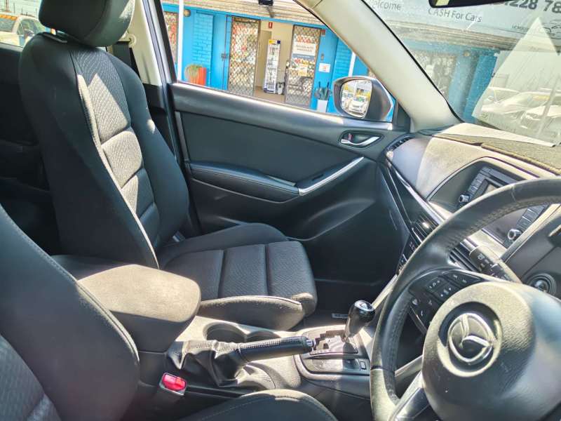 2013 MAZDA CX-5 MAXX SPORT (4x4), well maintained, $9999 Great city suv.