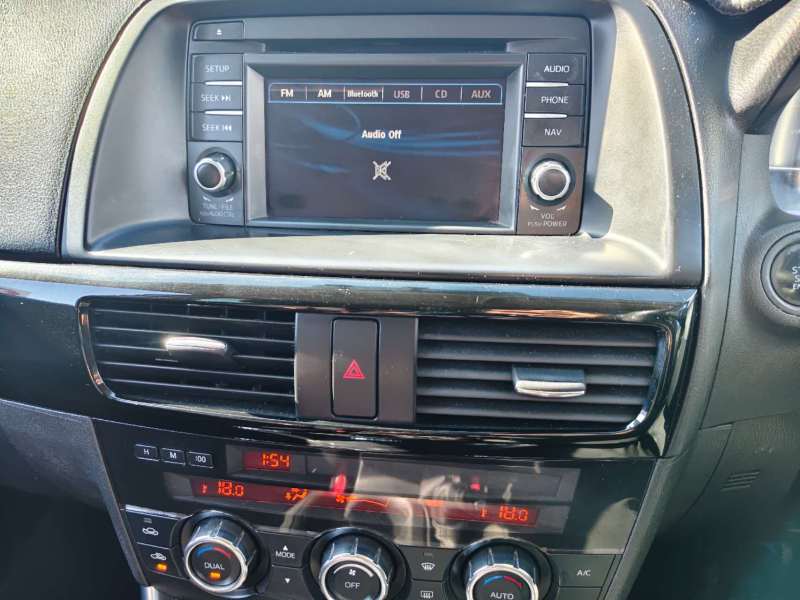 2013 MAZDA CX-5 MAXX SPORT (4x4), well maintained, $9999 Great city suv.